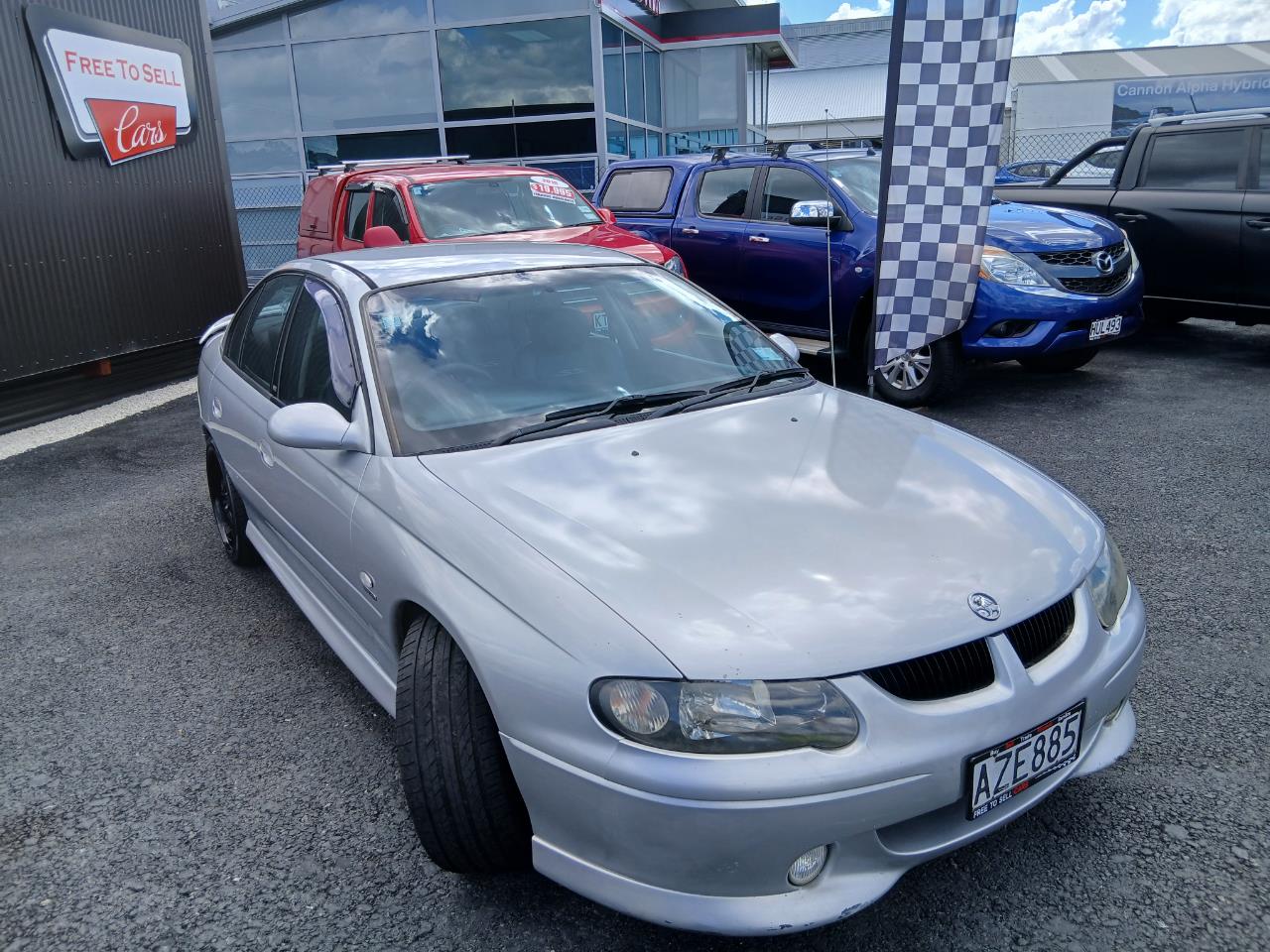2002 Holden COMMODORE