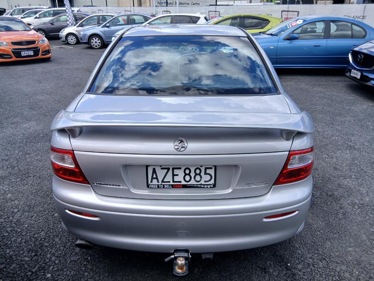 2002 Holden COMMODORE