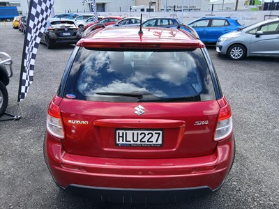 2014 Suzuki SX4 - Thumbnail