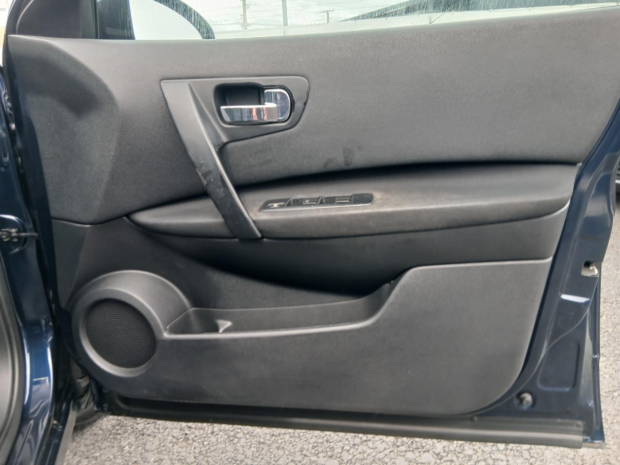 2012 Nissan Dualis