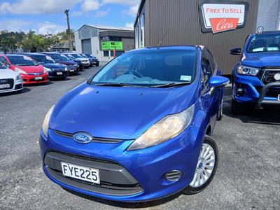 2011 Ford FIESTA - Thumbnail