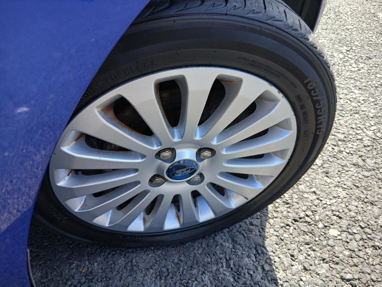 2011 Ford FIESTA