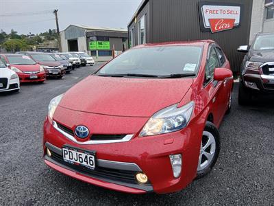 2012 Toyota Prius - Thumbnail