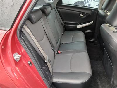 2012 Toyota Prius - Thumbnail