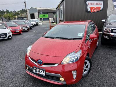 2012 Toyota Prius - Thumbnail