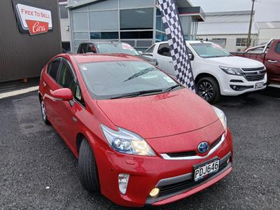 2012 Toyota Prius - Thumbnail