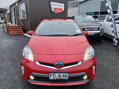 2012 Toyota Prius - Thumbnail