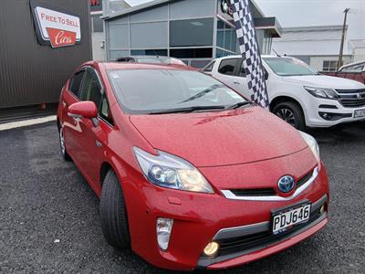 2012 Toyota Prius - Thumbnail