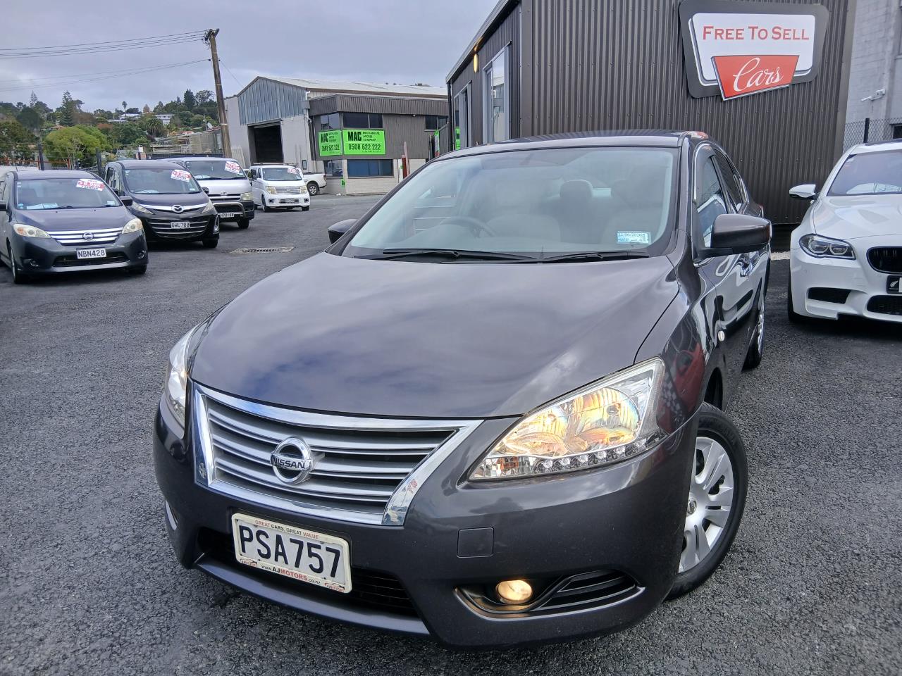 2012 Nissan BLUEBIRD