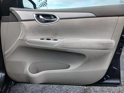 2012 Nissan BLUEBIRD - Thumbnail
