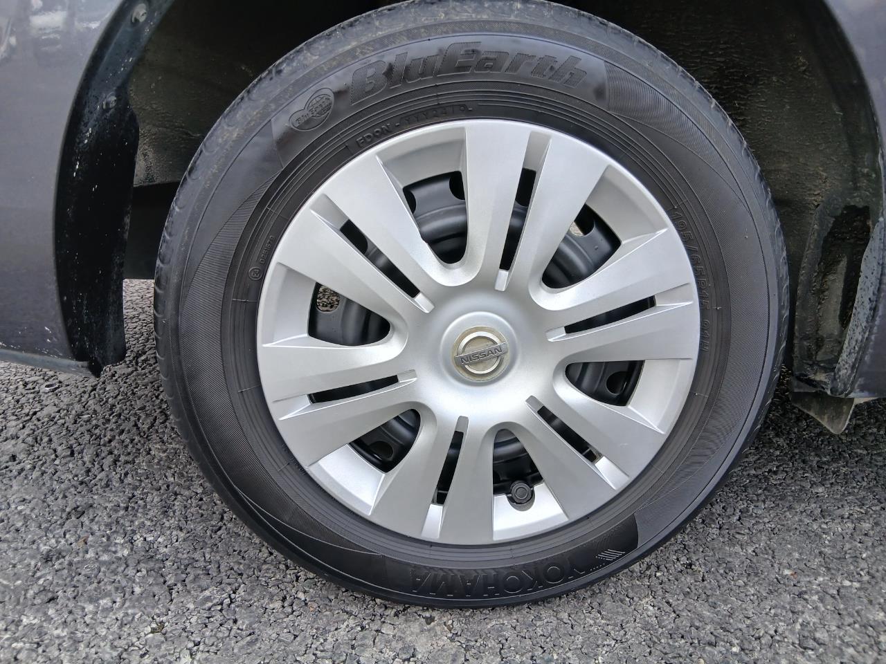 2012 Nissan BLUEBIRD