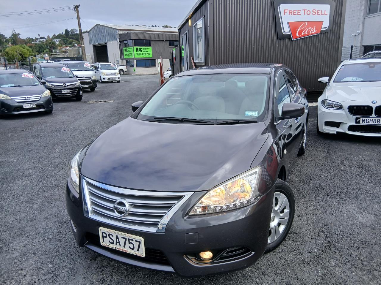 2012 Nissan BLUEBIRD