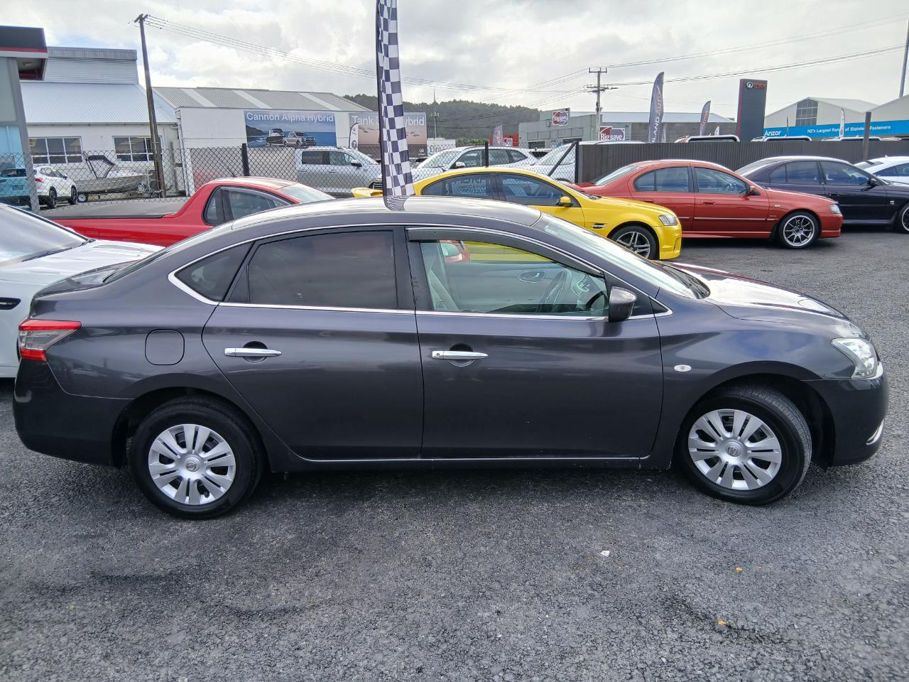 2012 Nissan BLUEBIRD