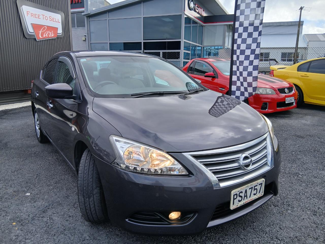 2012 Nissan BLUEBIRD