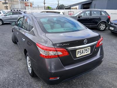 2012 Nissan BLUEBIRD - Thumbnail