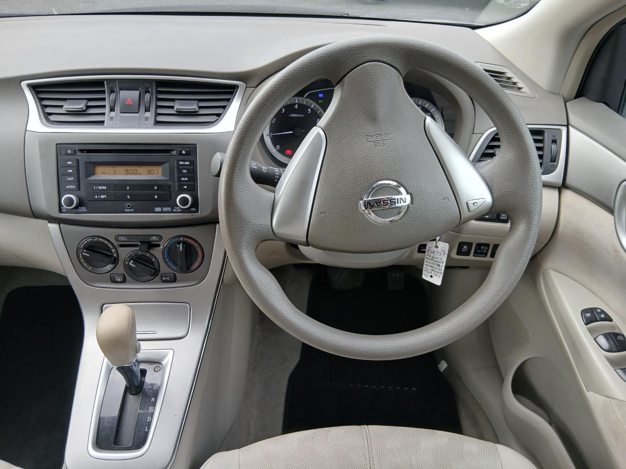 2012 Nissan BLUEBIRD