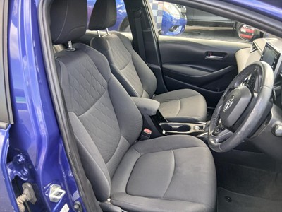 2019 Toyota COROLLA - Thumbnail