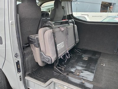 2012 Nissan CARAVAN - Thumbnail