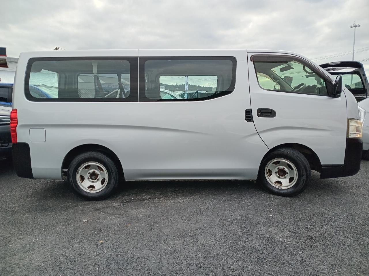 2012 Nissan CARAVAN