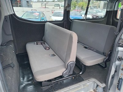 2012 Nissan CARAVAN - Thumbnail
