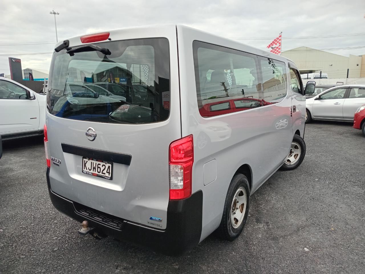 2012 Nissan CARAVAN