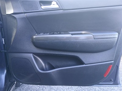 2018 Kia Sportage - Thumbnail
