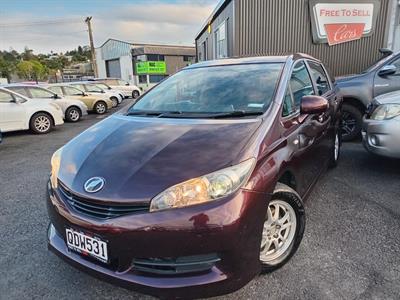 2011 Toyota WISH - Thumbnail