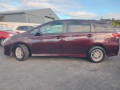2011 Toyota WISH - Thumbnail