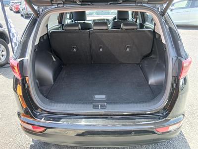 2017 Kia Sportage - Thumbnail