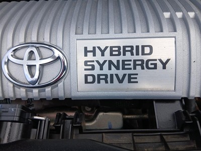 2010 Toyota Prius - Thumbnail