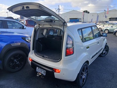 2010 Kia Soul - Thumbnail