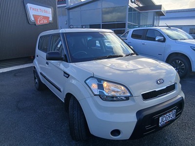 2010 Kia Soul - Thumbnail
