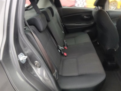 2016 Toyota Yaris - Thumbnail