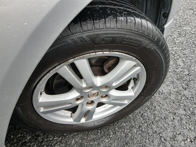 2006 Mazda MPV - Thumbnail