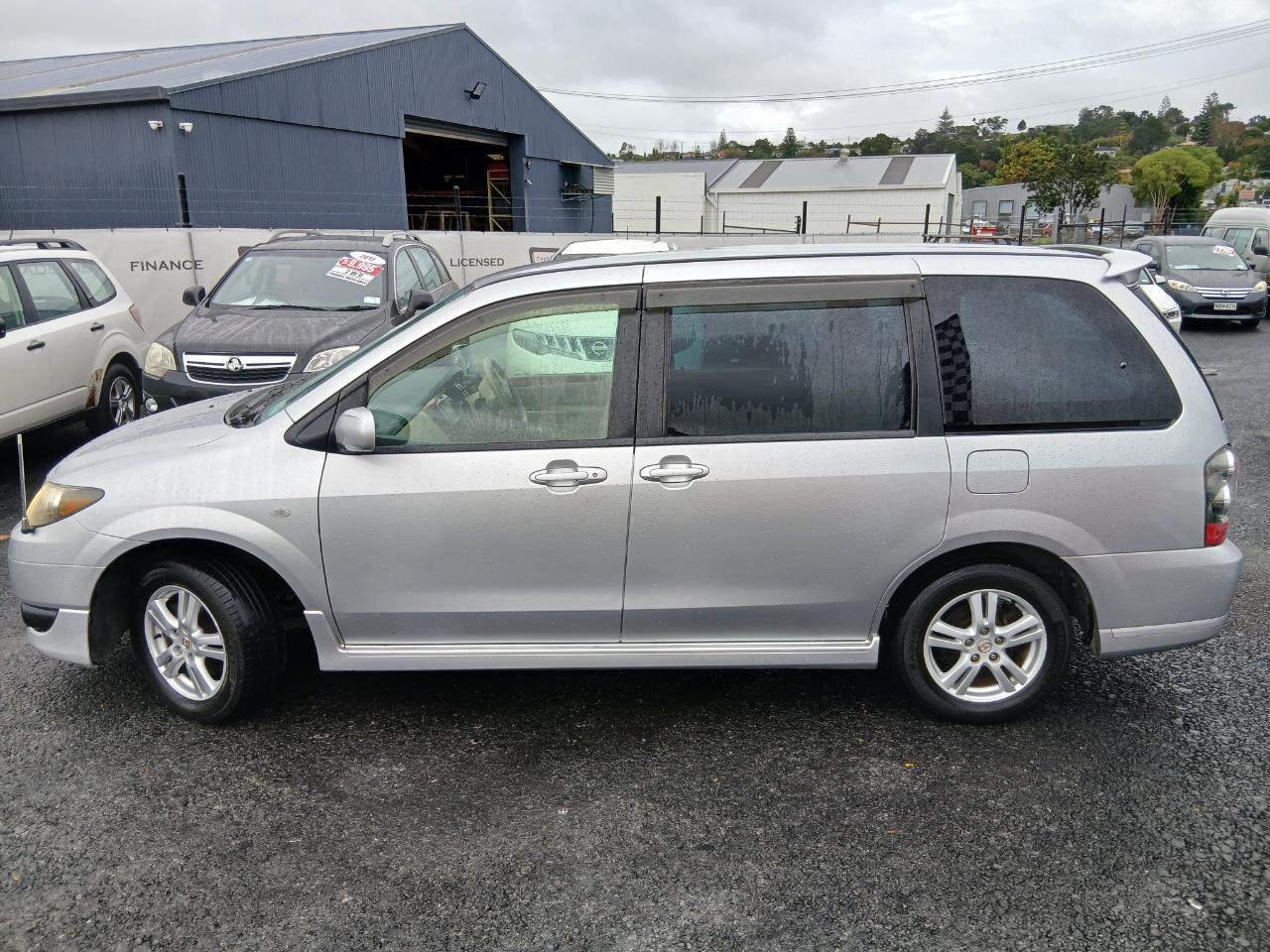 2006 Mazda MPV
