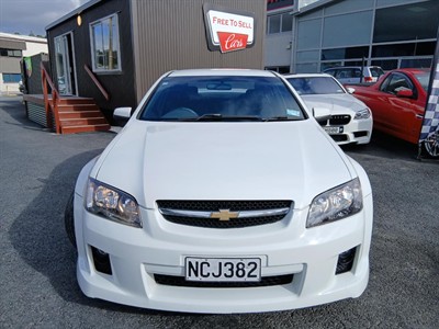 2006 Holden COMMODORE - Thumbnail