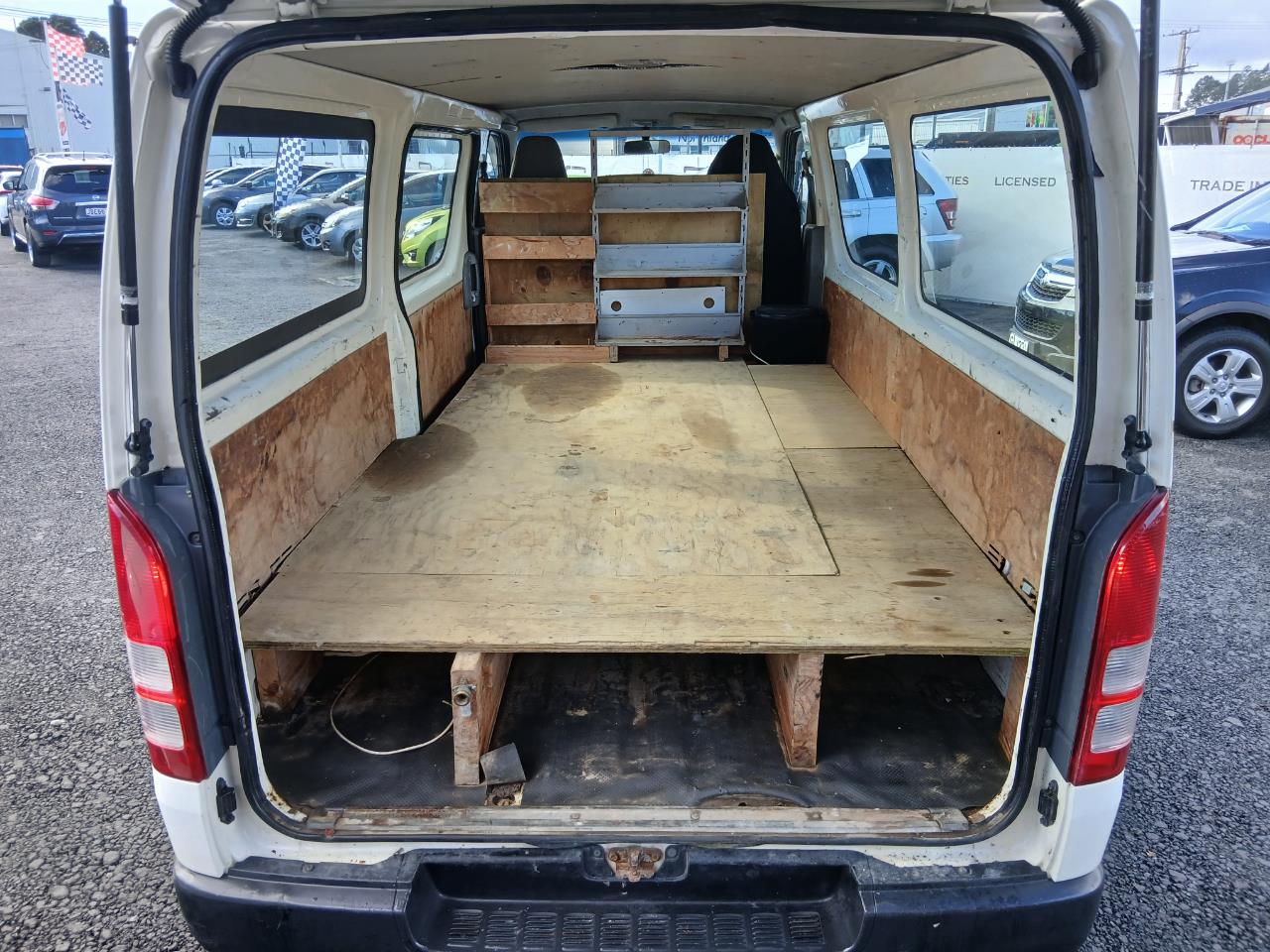 2010 Toyota HIACE