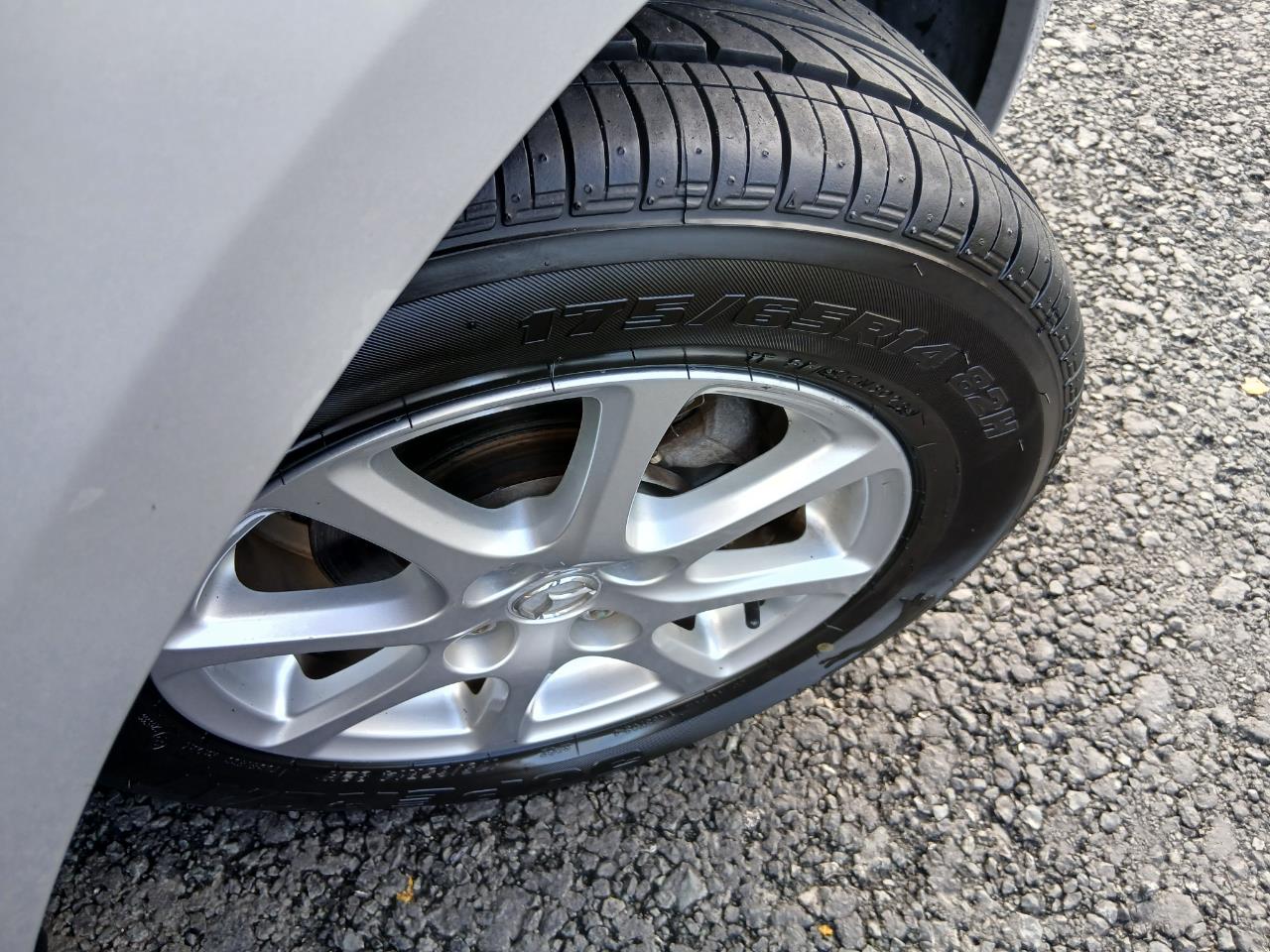 2010 Mazda Demio