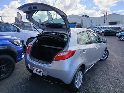 2010 Mazda Demio - Thumbnail
