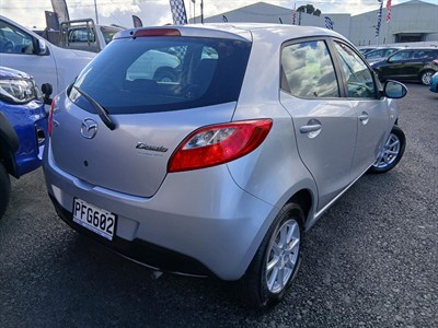 2010 Mazda Demio - Thumbnail