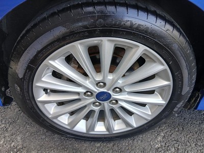 2018 Ford Focus - Thumbnail