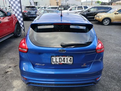 2018 Ford Focus - Thumbnail