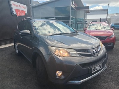 2013 Toyota RAV4 - Thumbnail