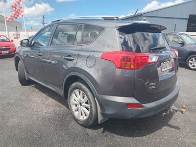 2013 Toyota RAV4 - Thumbnail