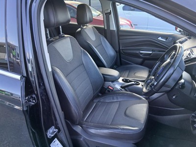 2015 Ford Kuga - Thumbnail