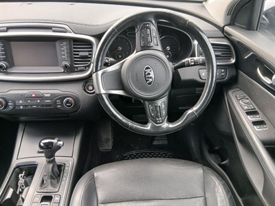 2017 Kia Sorento - Thumbnail