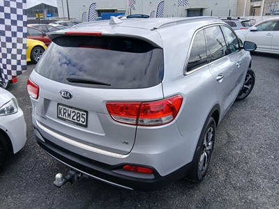 2017 Kia Sorento - Thumbnail
