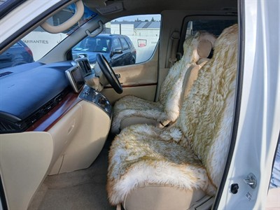 2005 Nissan ELGRAND - Thumbnail