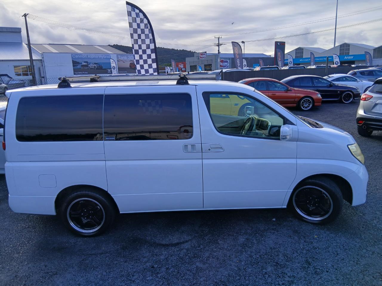 2005 Nissan ELGRAND