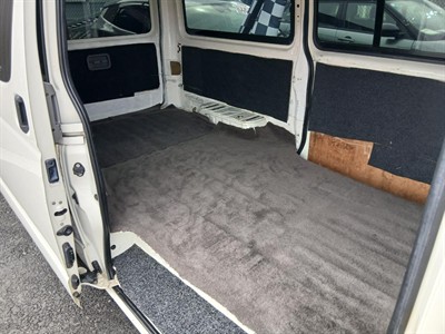 2006 Toyota HIACE - Thumbnail